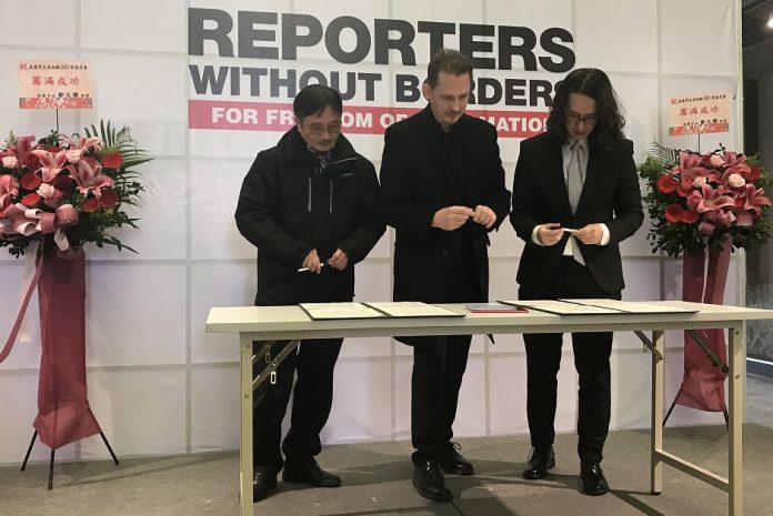 Reporters sans frontières signe un accord avec l'association des journalistes de Taiwan et Taiwan Media Watch (image RTI)