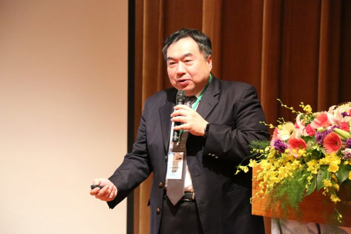 Le chercheur taiwanais Li Yu-chuan spécialisé dans le développement de l’intelligence artificielle en médecine nommé au poste de président de l’IMIA (photo fournie par Li Yu-chuan, source CNA)
