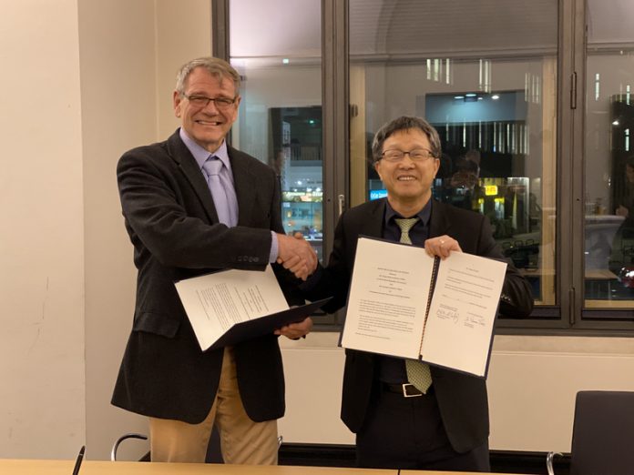Le représentant taiwanais en Allemagne Hsieh Chi-wei et le représentant allemand à Taiwan Thomas Prinz (Photo représentation taiwanaise en Allemagne)